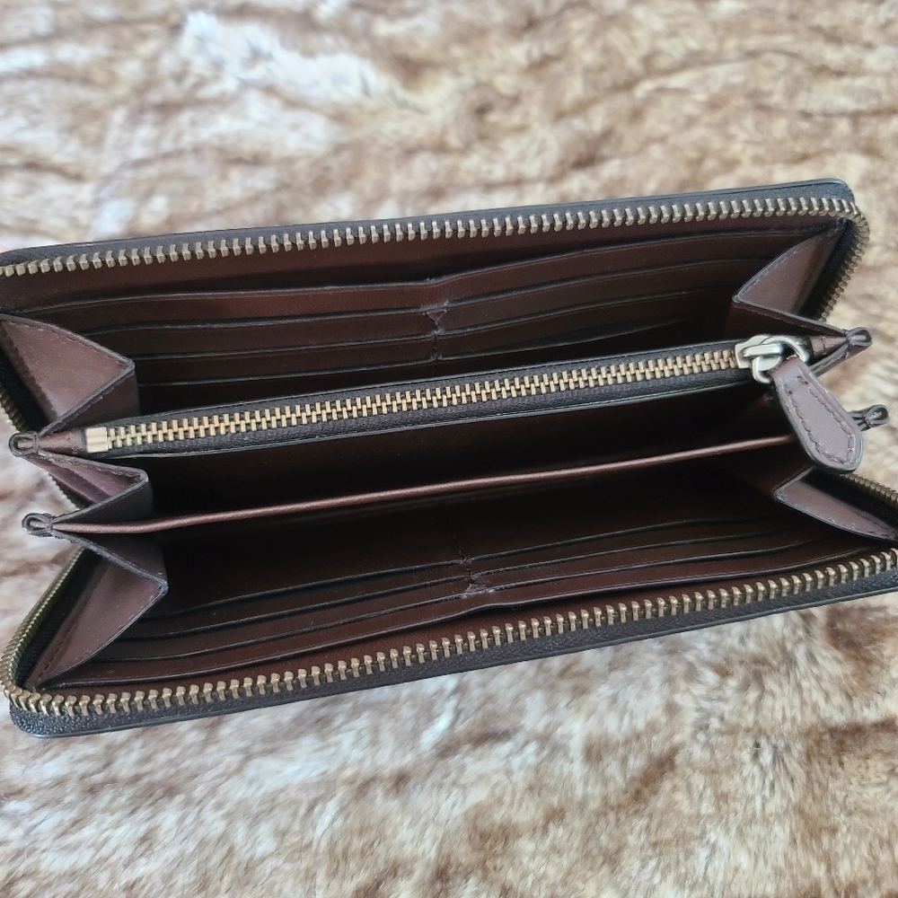 Coach Wallet - Picture 6 of 13